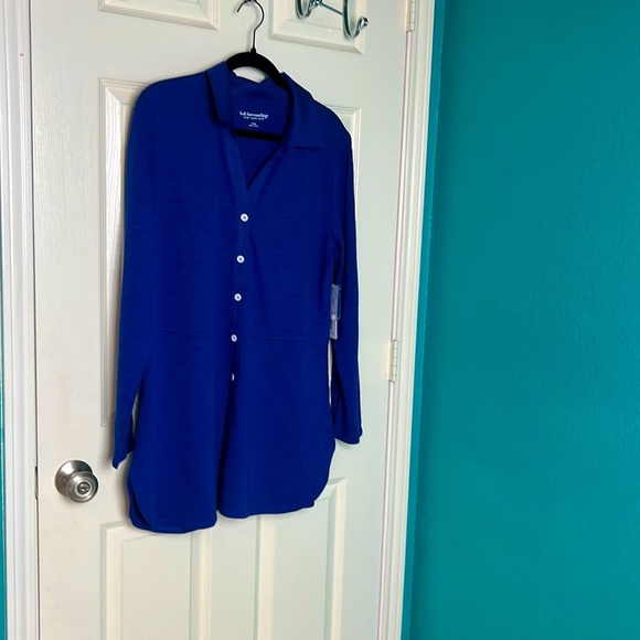 Soft Surroundings Tops - Soft Surroundings large long sleeve shirt.
